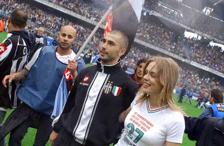 博主：王钰栋月底大概率去U21联赛支援，目标是冲乙（博主曝王钰栋或于月末驰援U21联赛，剑指冲乙）