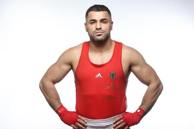 步行者vs国王前瞻：两队攻防质量均不高，临场发挥定走向（步行者对阵国王前瞻：攻防水准皆一般，临场状态或成胜负手）