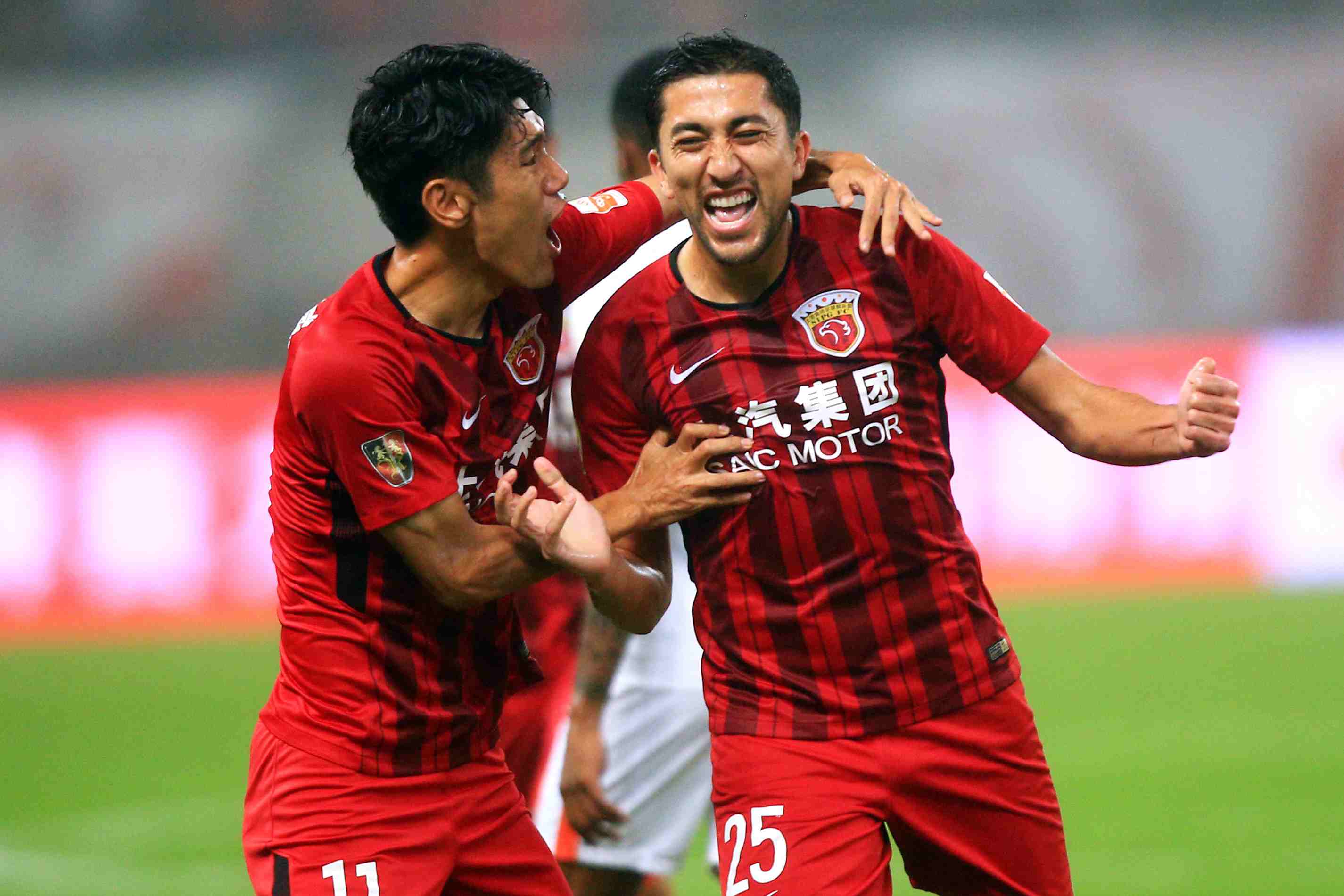 TA分析3-5-2阵型：从翼卫驱动到双锋美学，弱队逆袭制胜之道（TA深析3-5-2：翼卫引擎配双锋体系，弱队翻身取胜的攻略）