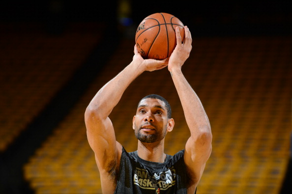 意甲裁判指派员罗基：霍伊伦应该因为肘击对手被罚下（意甲裁判主管罗基：霍伊伦因肘击本应被红牌罚下）