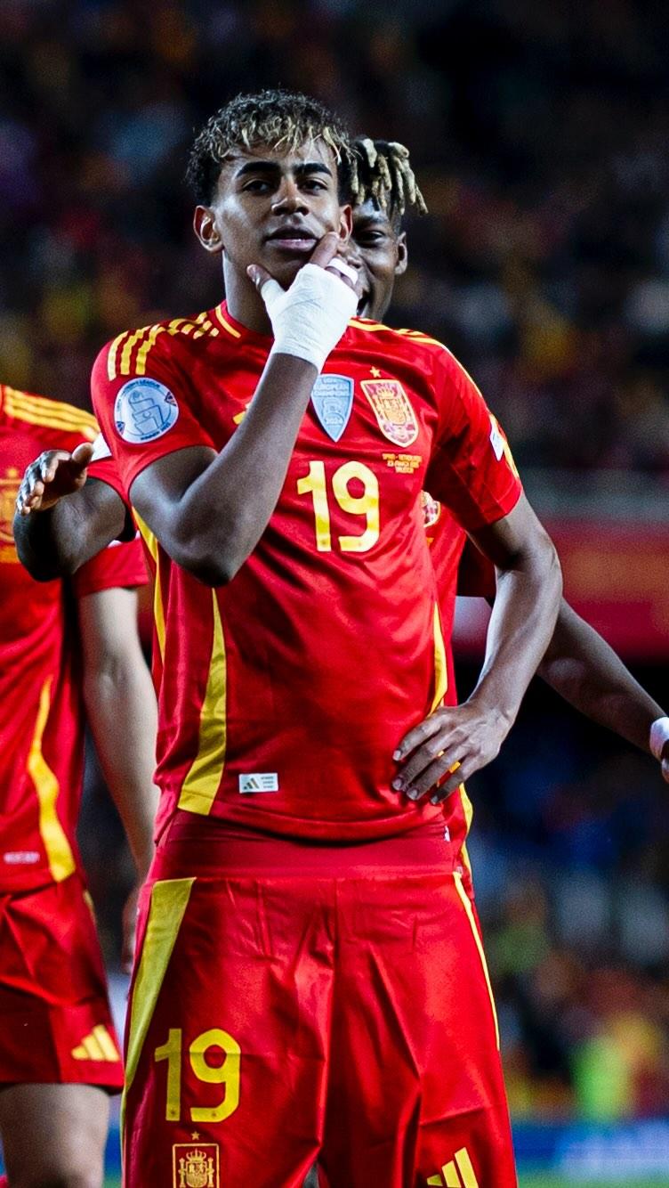 图片报总结科贝尔进步因素：训练精细化、调整站位、优化动作（《图片报》盘点科贝尔提升关键：精细化训练、站位调整、动作优化）