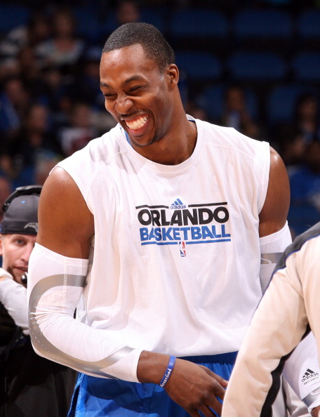 格纳布里：续约正在进行且情况很好；我现在状态良好精力充沛（格纳布里：续约进展顺利，我状态正佳且精力十足）